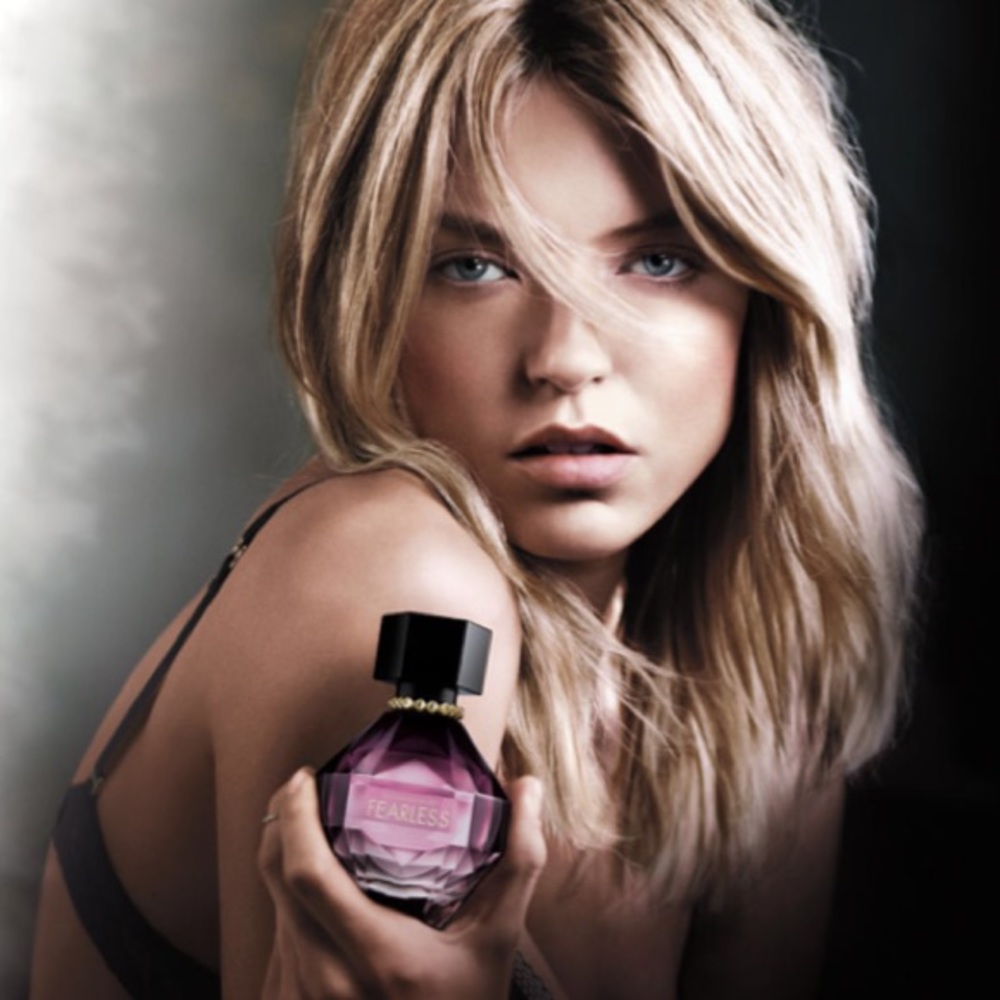 Victoria’s Secret FEARLESS fragrance for her 100 mL / 3.4 fl oz - Picture 4 of 12